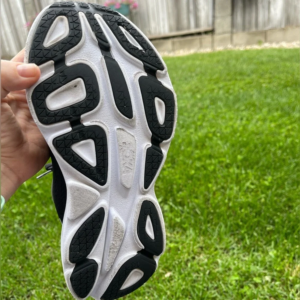 Hoka One One Bondi 8 | Women's Black White Comfort Walking Running Shoes | 8